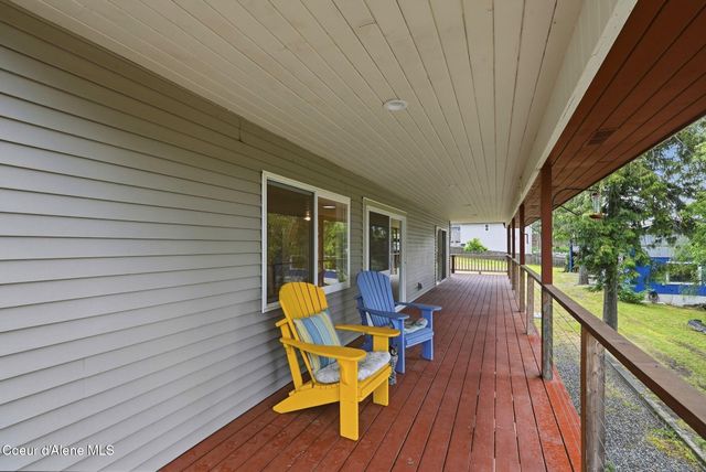 955 Bottle Bay Road, Sagle, ID 83860