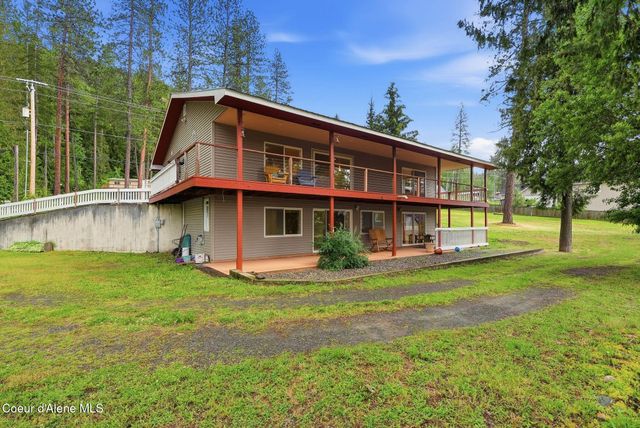 955 Bottle Bay Road, Sagle, ID 83860