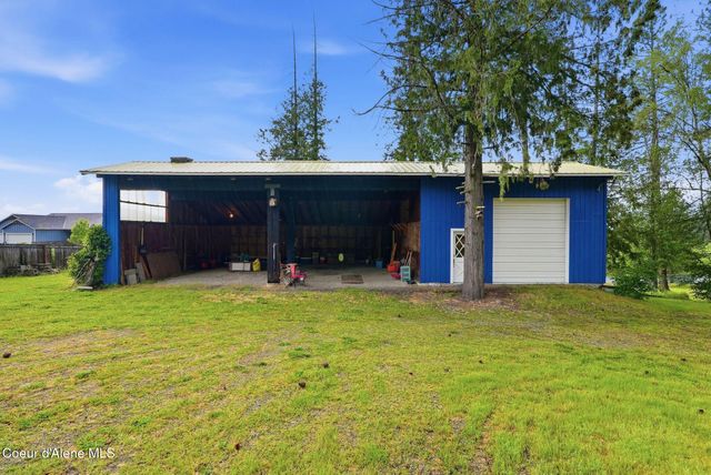 955 Bottle Bay Road, Sagle, ID 83860