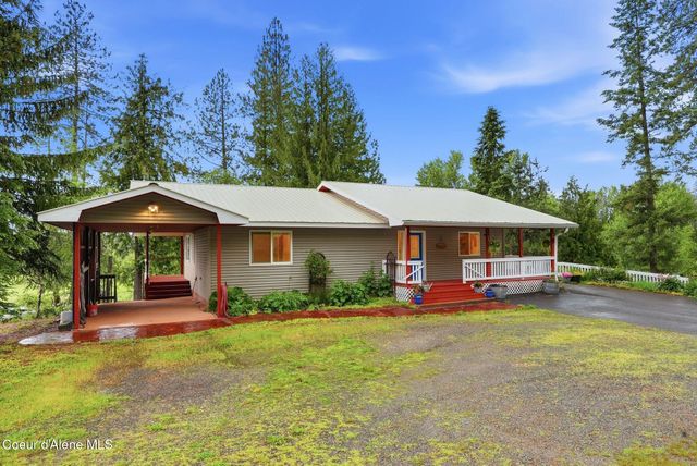 955 Bottle Bay Road, Sagle, ID 83860