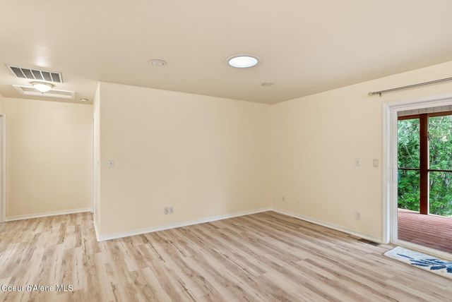955 Bottle Bay Road, Sagle, ID 83860