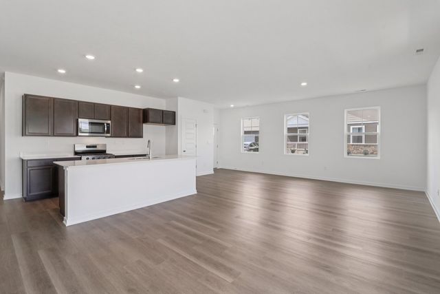 2437 Glacier Street, Pingree Grove, IL 60140