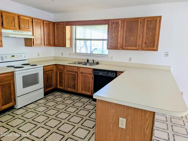 7649 JEREMY DAVID Lane, Jacksonville, FL 32244