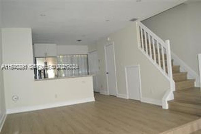 2864 S Edgehill Ln 2864, Cooper City, FL 33026