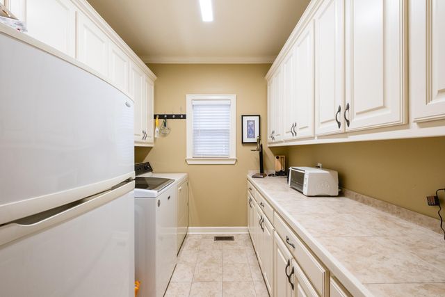 26 Courts Drive, Little Rock, AR 72223