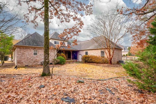 26 Courts Drive, Little Rock, AR 72223