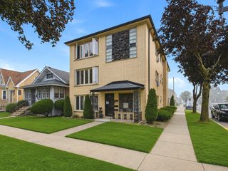 2746 N 75th Court 3, Elmwood Park, IL 60707