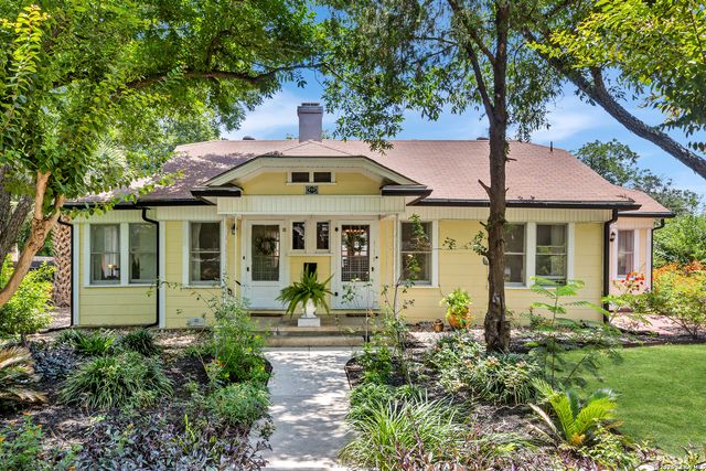 222 REDWOOD ST, San Antonio, TX 78209