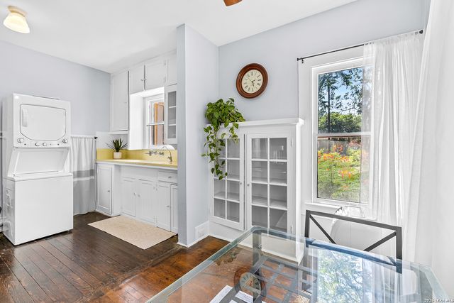 222 REDWOOD ST, San Antonio, TX 78209