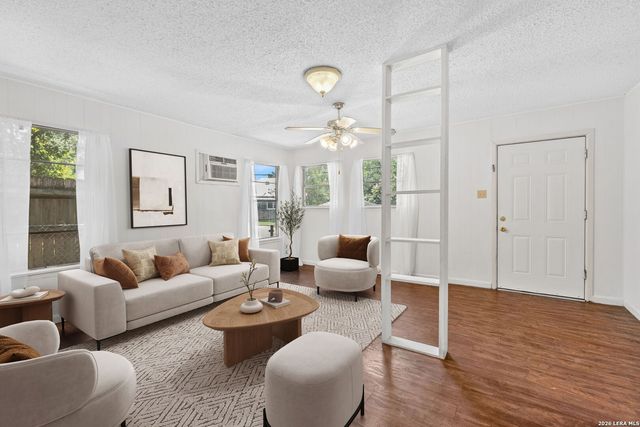 222 REDWOOD ST, San Antonio, TX 78209