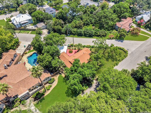 222 REDWOOD ST, San Antonio, TX 78209