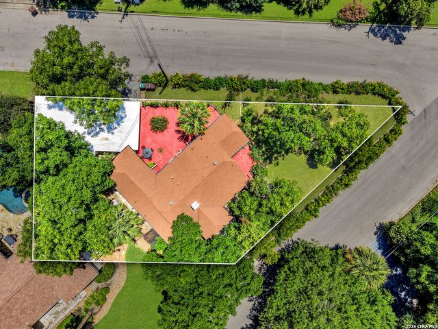 222 REDWOOD ST, San Antonio, TX 78209