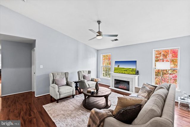 9 BANNON LN, Stafford, VA 22556