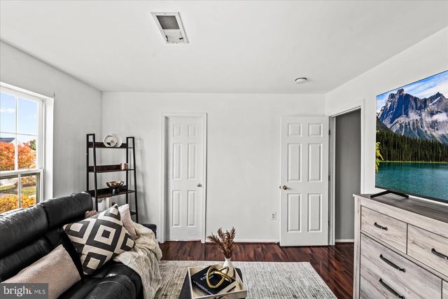 9 BANNON LN, Stafford, VA 22556