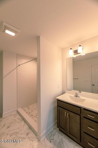 15 Stone Creek Drive, East Greenbush, NY 12061