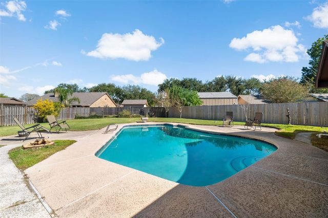 3402 Park Dale Drive, Deer Park, TX 77536
