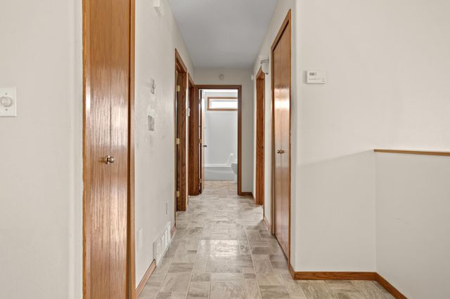 1860 Huntington Lane, West Fargo, ND 58078