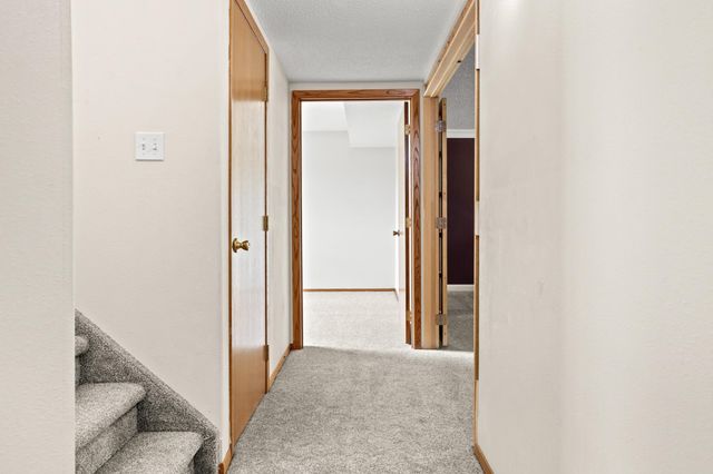 1860 Huntington Lane, West Fargo, ND 58078