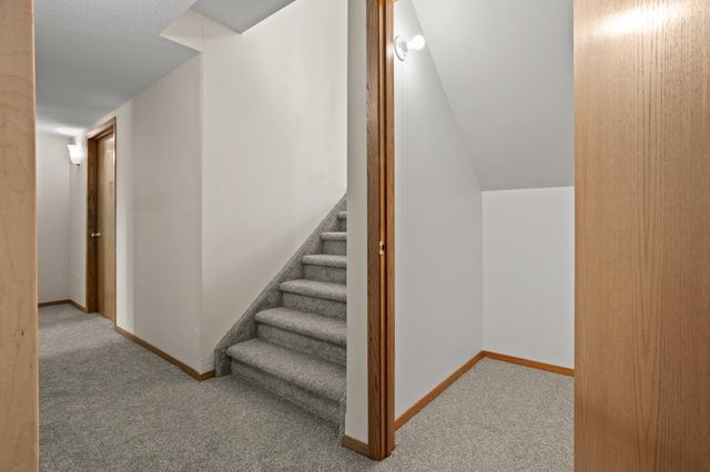 1860 Huntington Lane, West Fargo, ND 58078