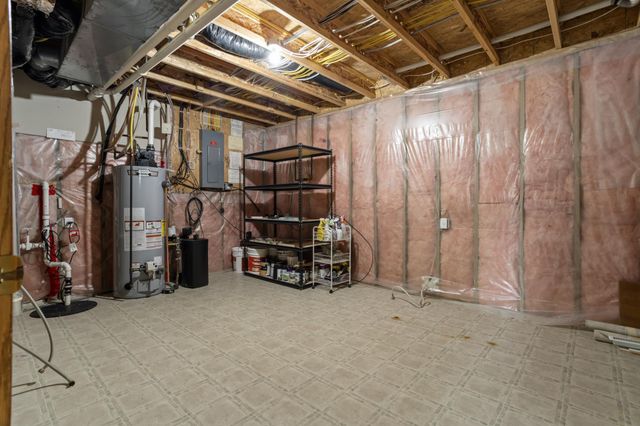 1860 Huntington Lane, West Fargo, ND 58078