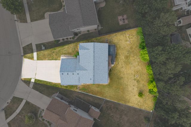 1860 Huntington Lane, West Fargo, ND 58078