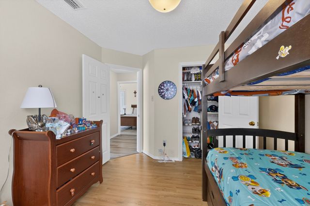 1517 Wesley Drive, Mesquite, TX 75149