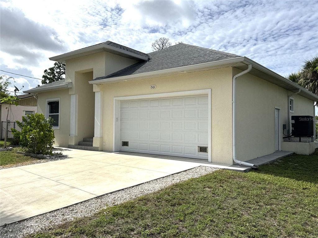 1501 HELENE AVENUE, Englewood, FL 34223