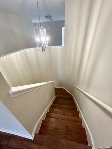 211 Mirror Lk, San Antonio, TX 78260