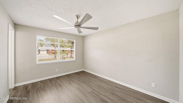 586 MADEIRA Drive, Orange Park, FL 32073