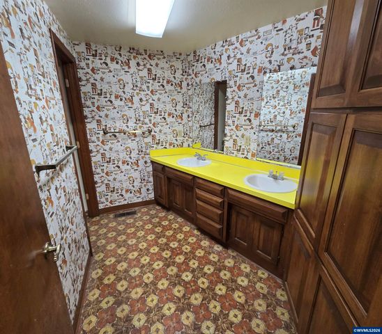 4359 64th Pl NE, Salem, OR 97305