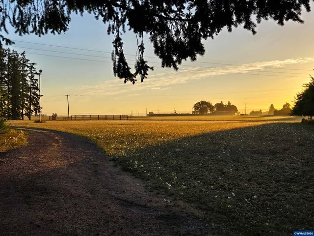 4359 64th Pl NE, Salem, OR 97305