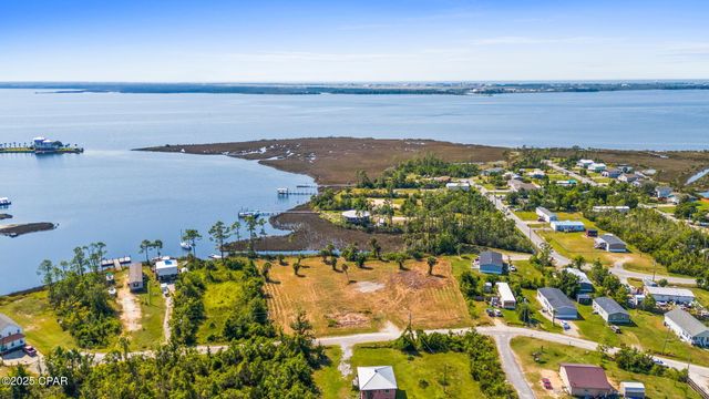 6304 Ivy C Road, Panama City, FL 32404