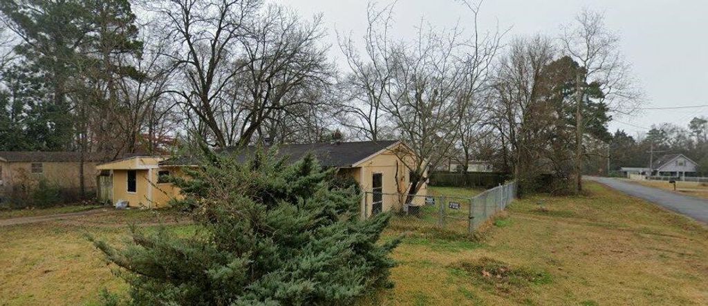 4233 Ridgeway Street, Shreveport, LA 71107