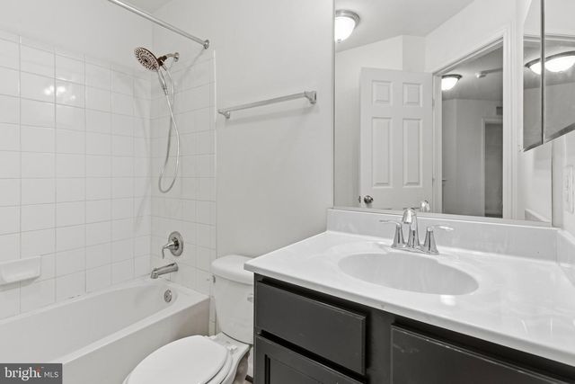 8529 STANSBURY LAKE DR, Baltimore, MD 21222