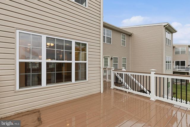 8529 STANSBURY LAKE DR, Baltimore, MD 21222