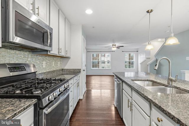 8529 STANSBURY LAKE DR, Baltimore, MD 21222
