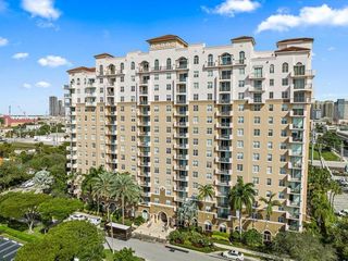 616 Clearwater Park Road 1107, West Palm Beach, FL 33401
