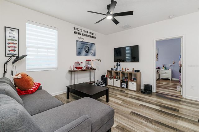 813 GRAZIE LOOP, Davenport, FL 33837