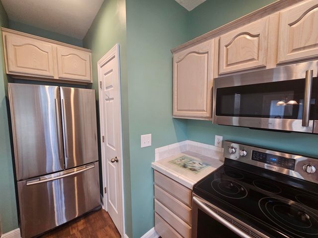 1028 Cherry Tree Ln., North Myrtle Beach, SC 29582