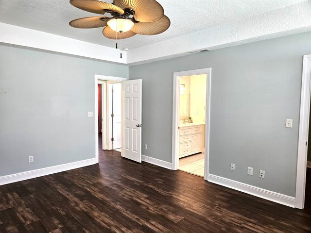 1028 Cherry Tree Ln., North Myrtle Beach, SC 29582