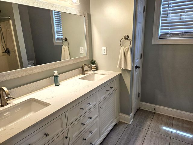1028 Cherry Tree Ln., North Myrtle Beach, SC 29582