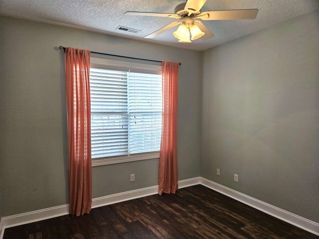 1028 Cherry Tree Ln., North Myrtle Beach, SC 29582
