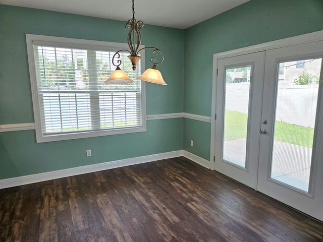 1028 Cherry Tree Ln., North Myrtle Beach, SC 29582