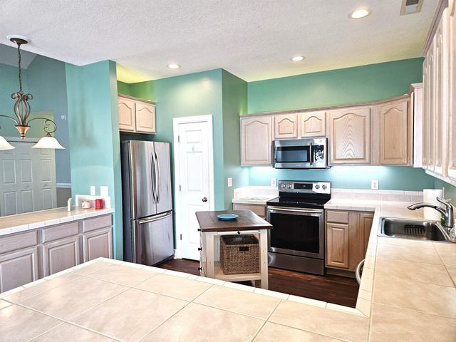 1028 Cherry Tree Ln., North Myrtle Beach, SC 29582