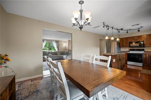 174 Hague Ln, South Union Twp, PA 15401