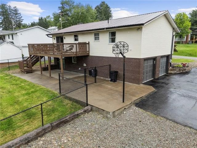 174 Hague Ln, South Union Twp, PA 15401