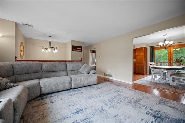 174 Hague Ln, South Union Twp, PA 15401