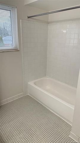 22100 E 11 Mile Road Unit: 22112, Saint Clair Shores, MI 48081