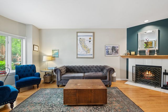 5317 S Drexel Avenue, Chicago, IL 60615