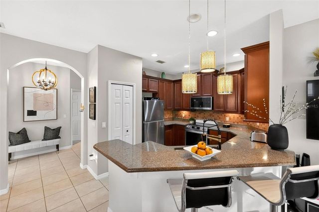 2125 VELVET LEAF DRIVE, Ocoee, FL 34761